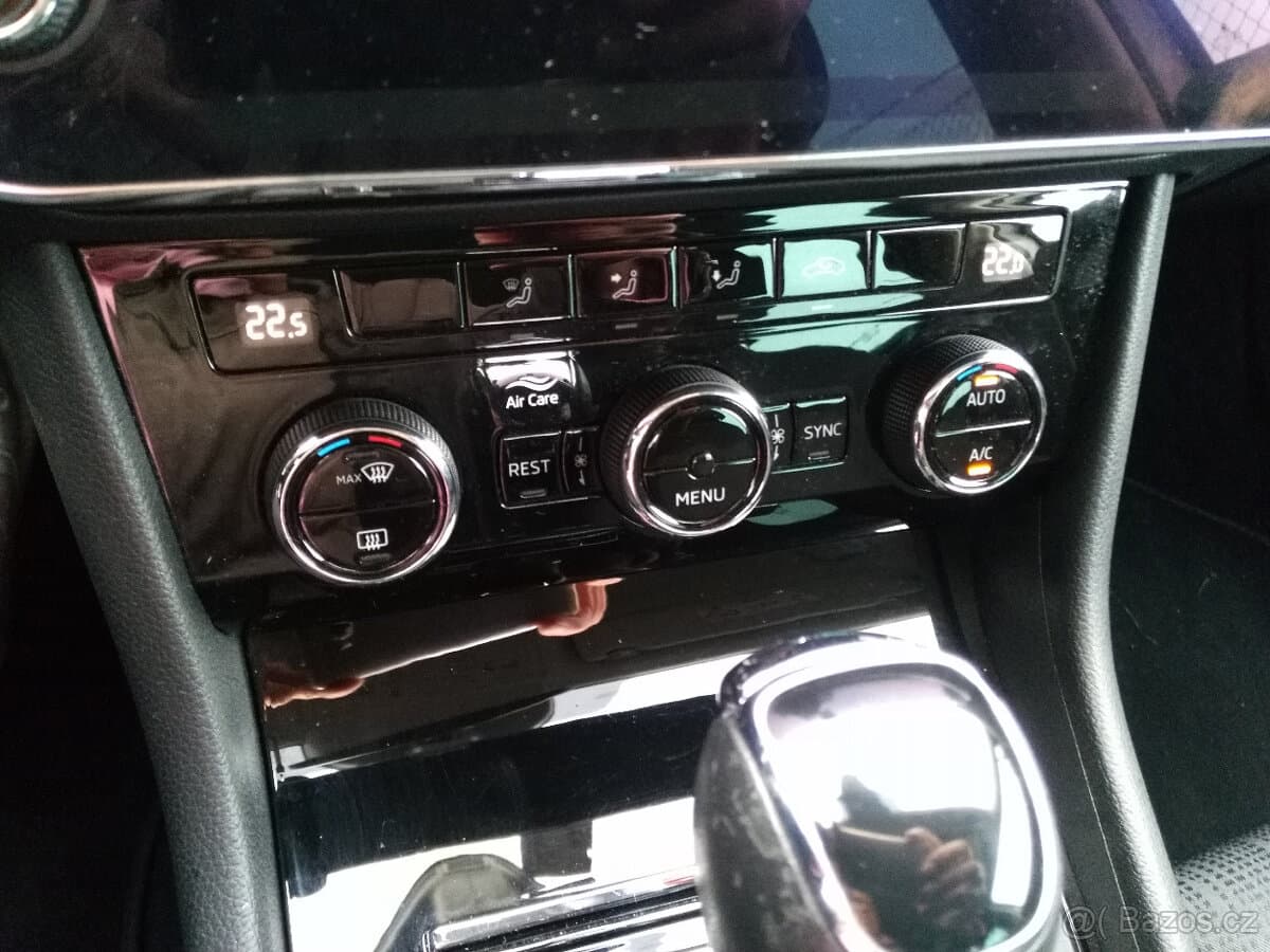 2019 Škoda SUPERB - 15