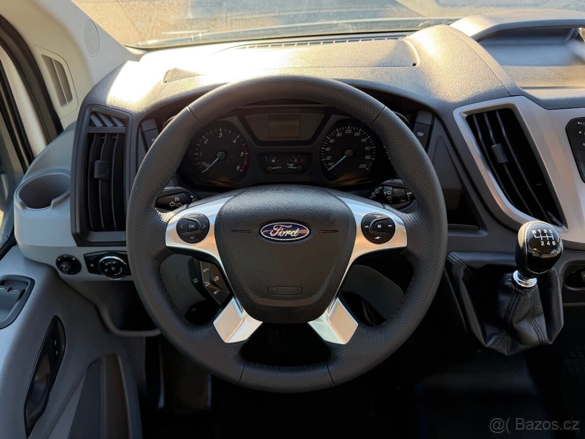 2015 Ford TRANSIT - 15