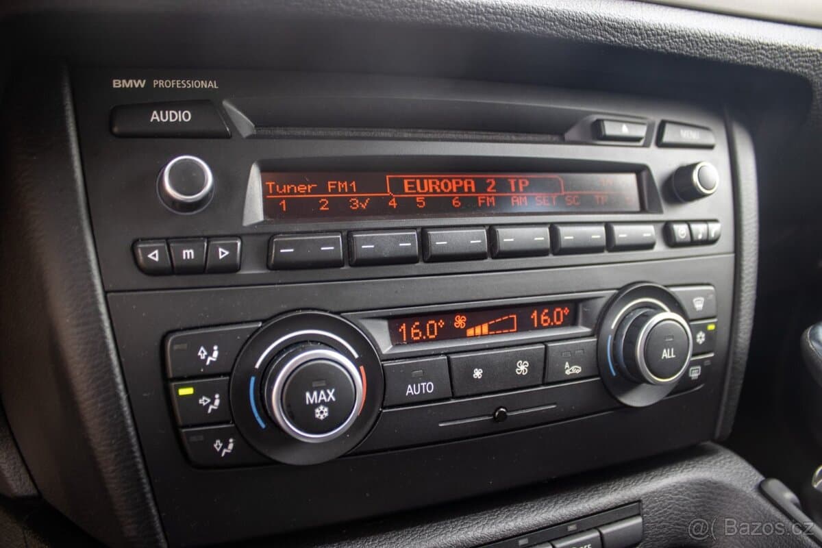 2012 BMW X1 - 15