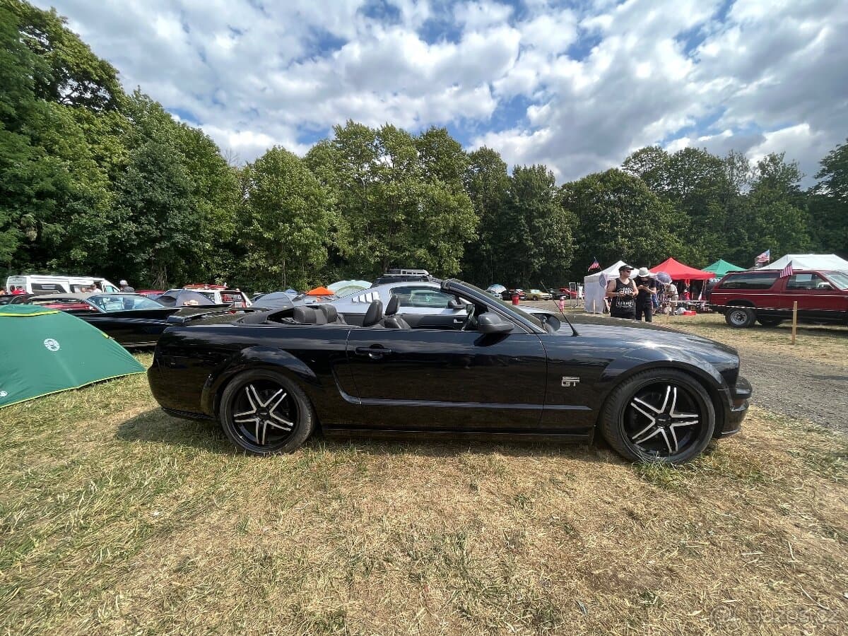 Ford MUSTANG - 15