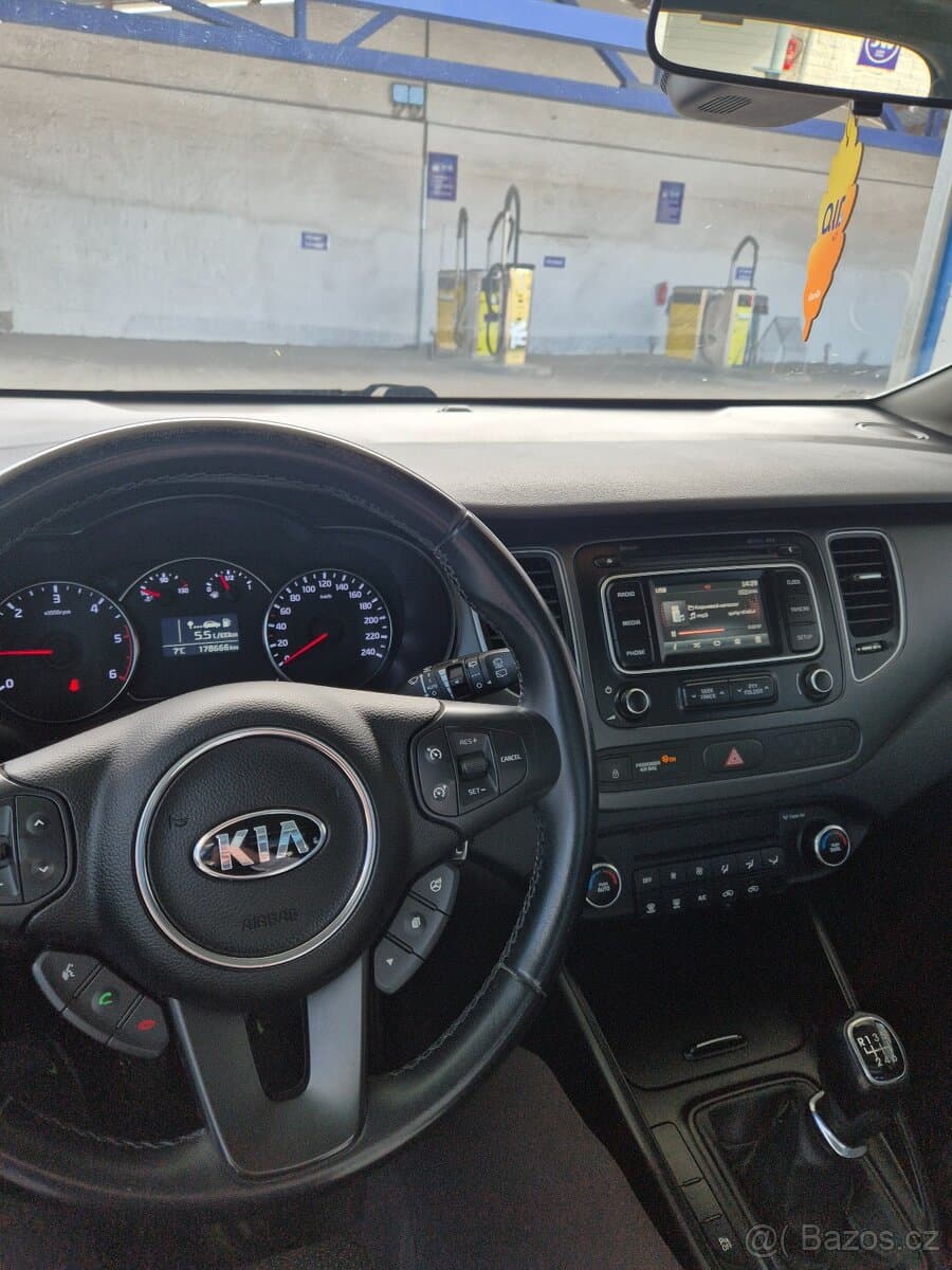 2015 Kia CARENS - 15