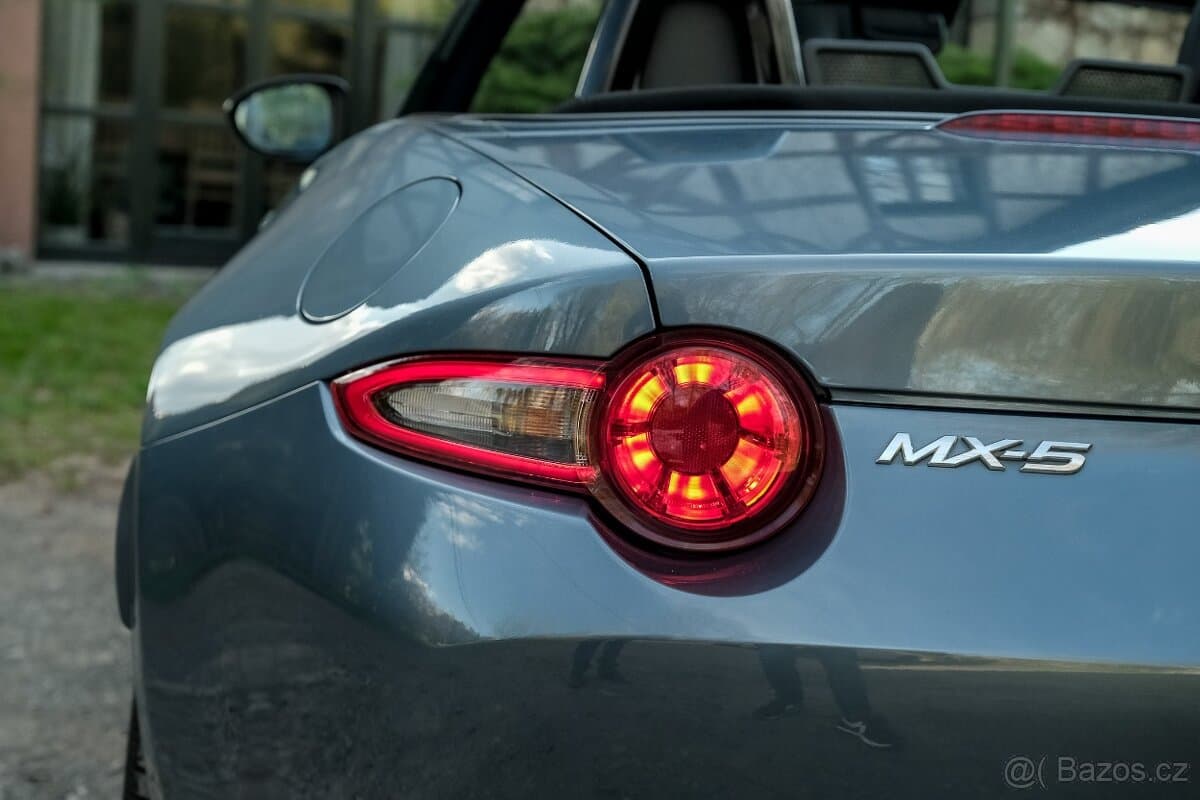 2017 Mazda MX-5 - 15