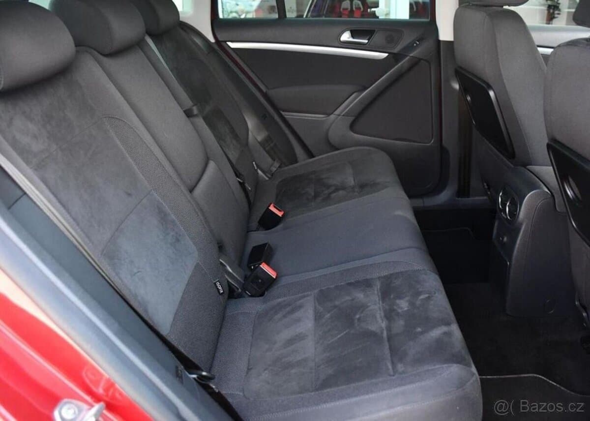 2015 Volkswagen TIGUAN - 15