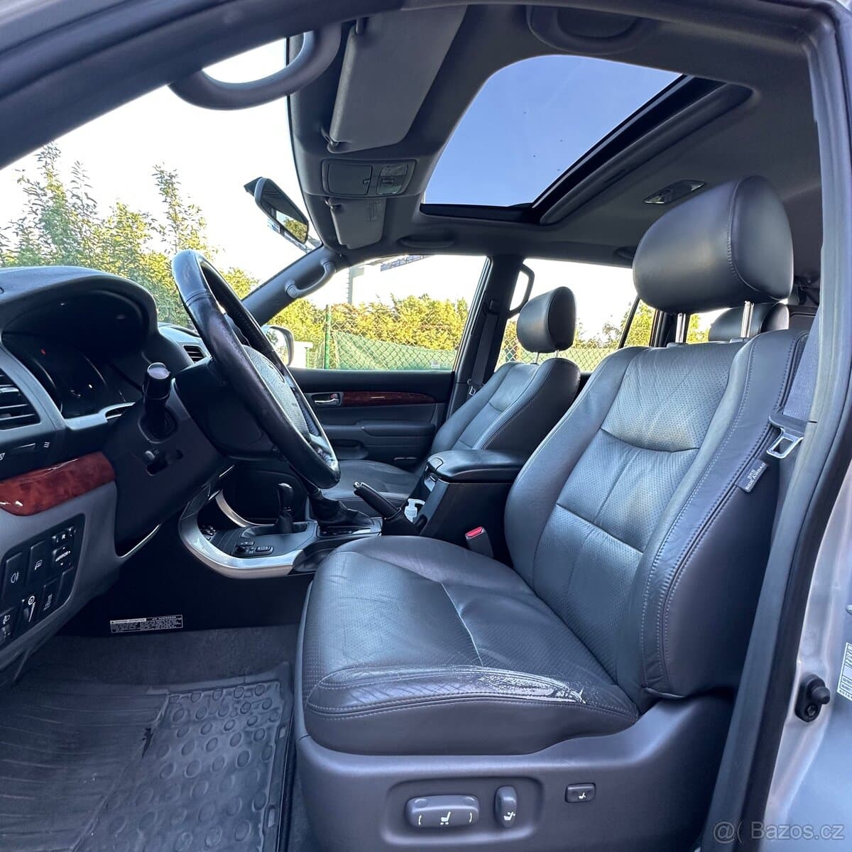 2005 Toyota LAND CRUISER - 15