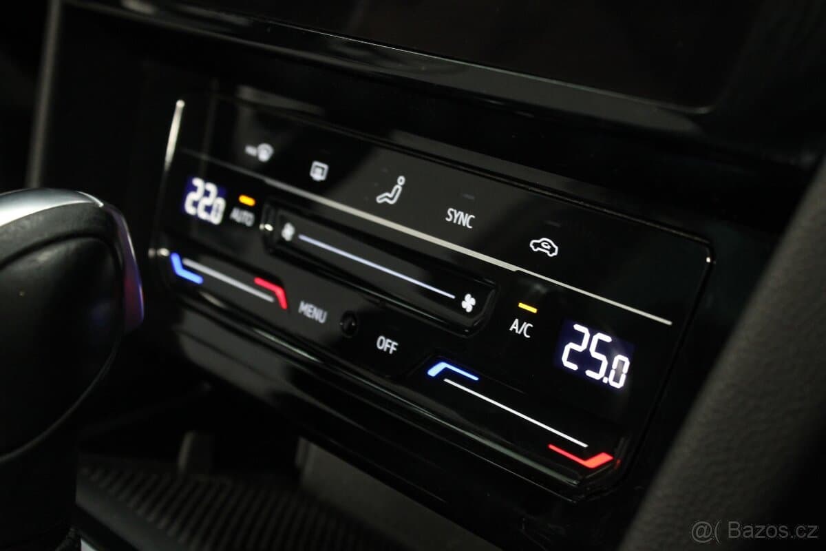 2021 Volkswagen PASSAT - 15
