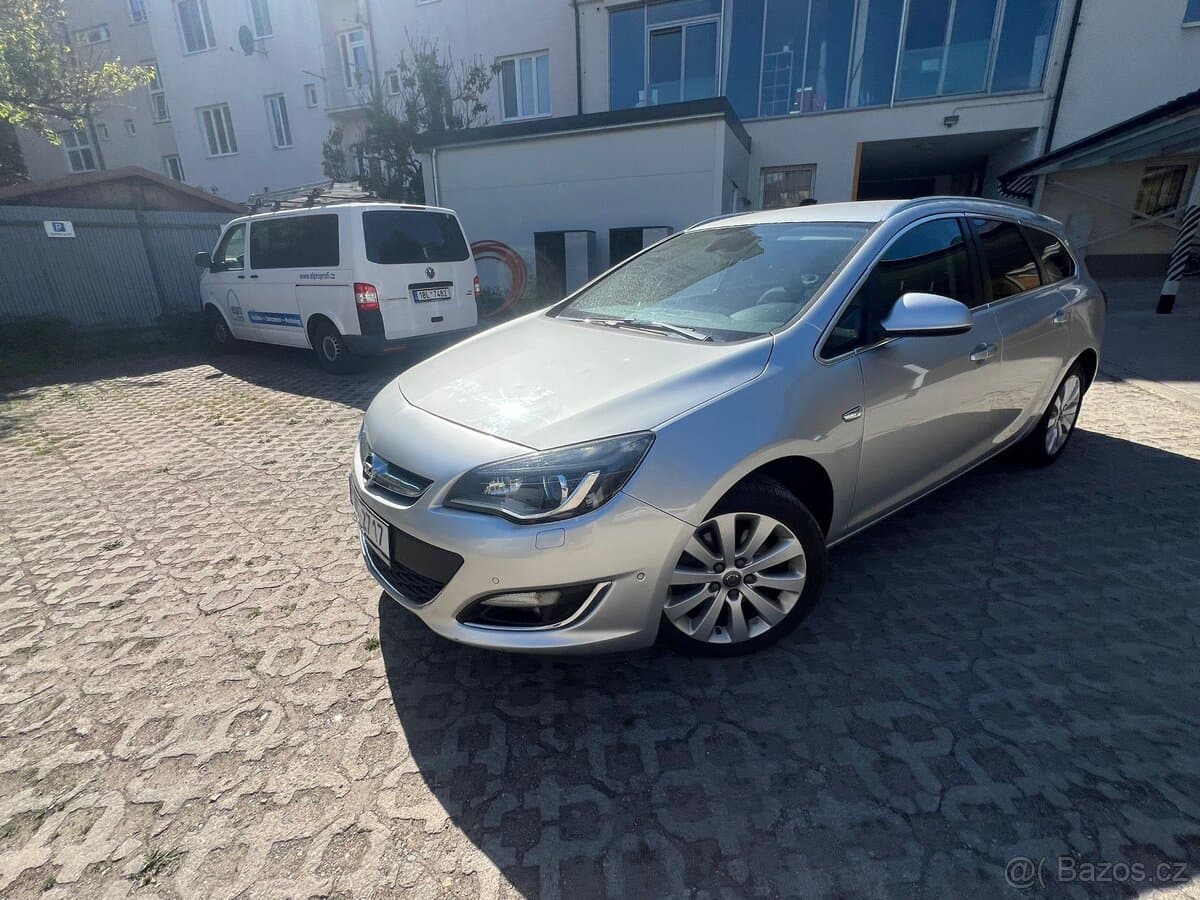 2015 Opel ASTRA - 15