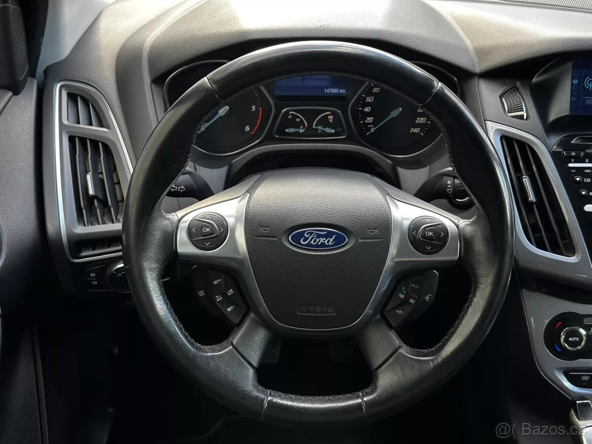2012 Ford FOCUS - 15