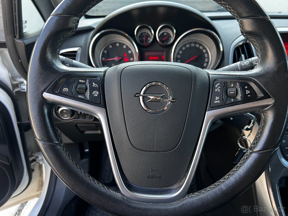 2014 Opel ASTRA - 15