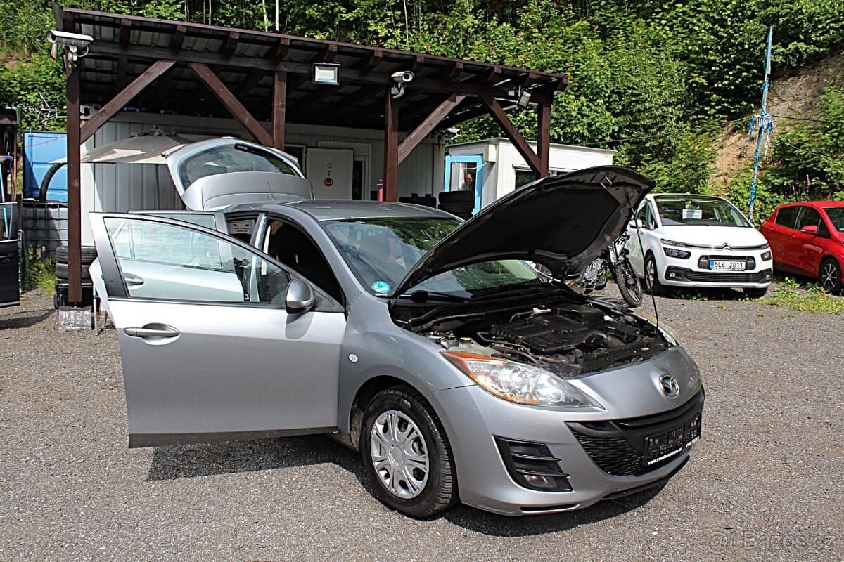 2010 Mazda 3 - 15