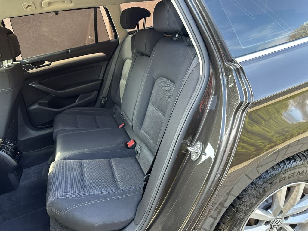 2015 Volkswagen PASSAT - 15