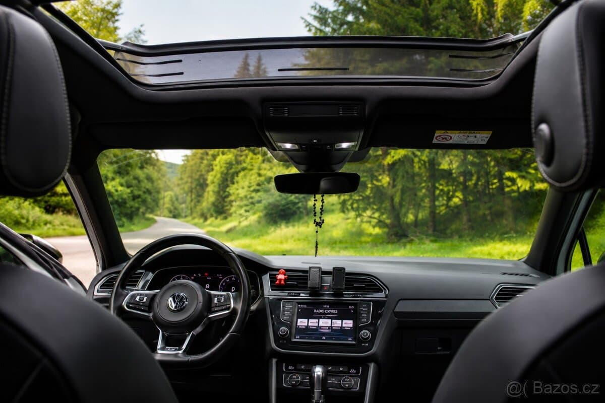 2017 Volkswagen TIGUAN - 15