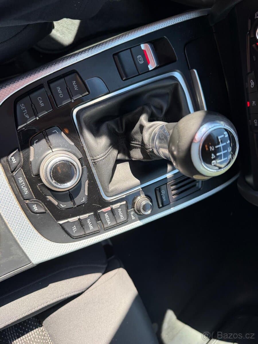 2011 Audi A4 - 15