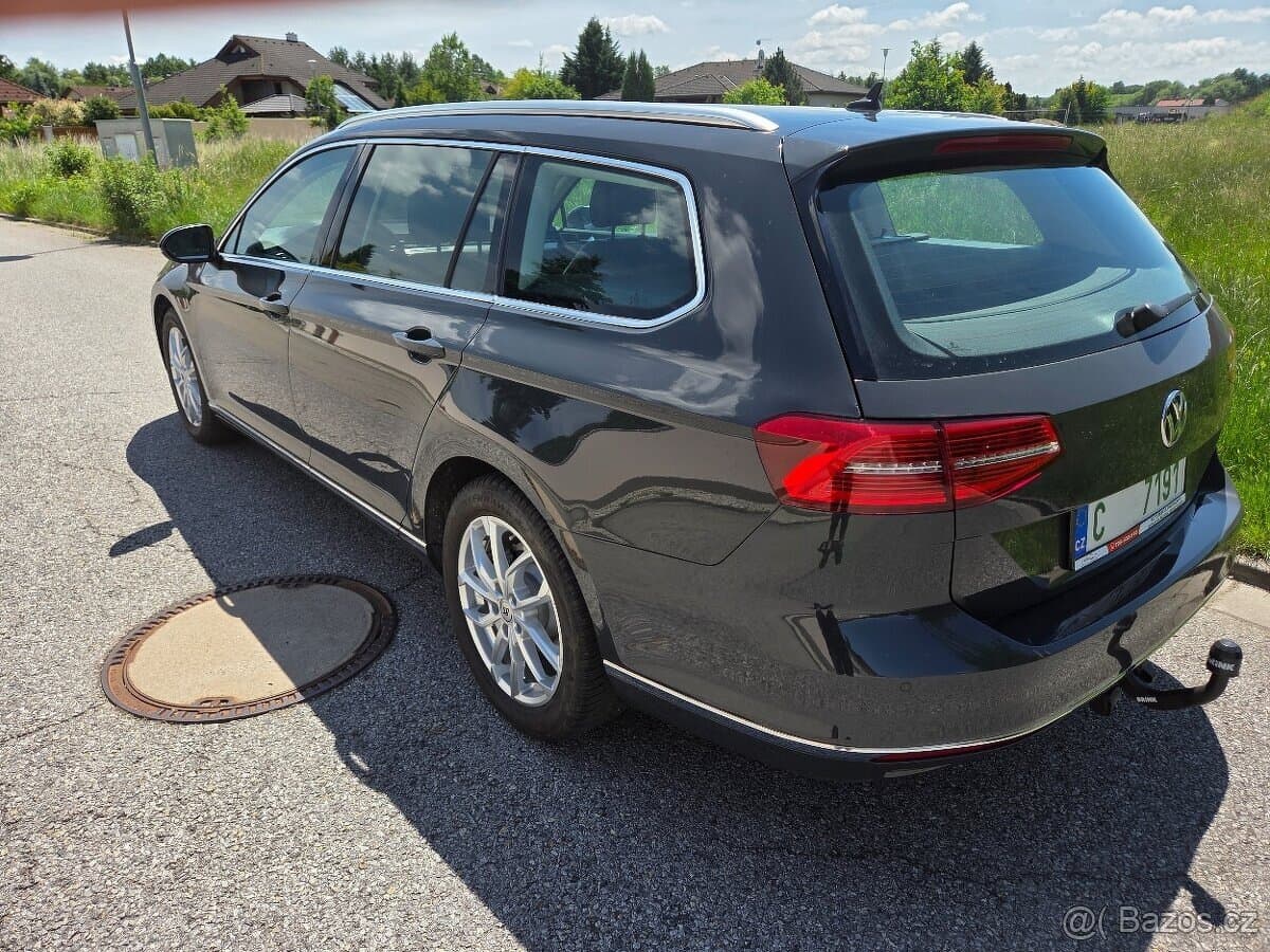 2019 Volkswagen PASSAT - 15