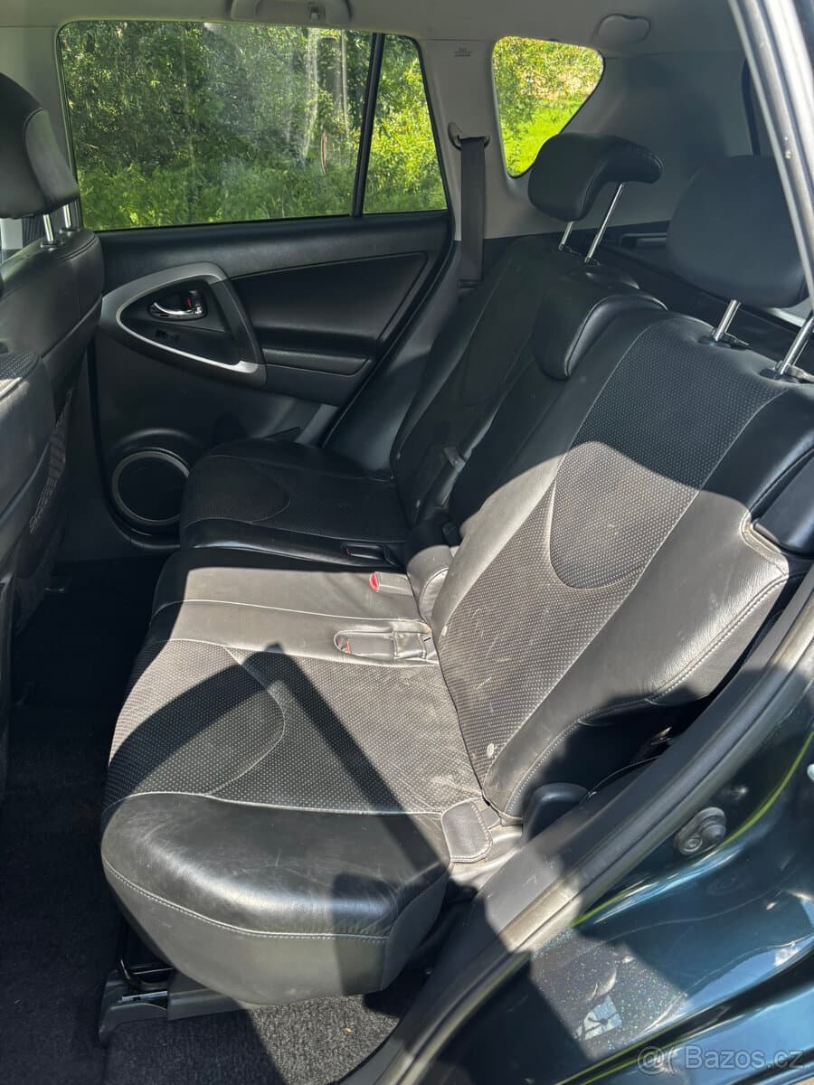 2006 Toyota RAV4 - 15