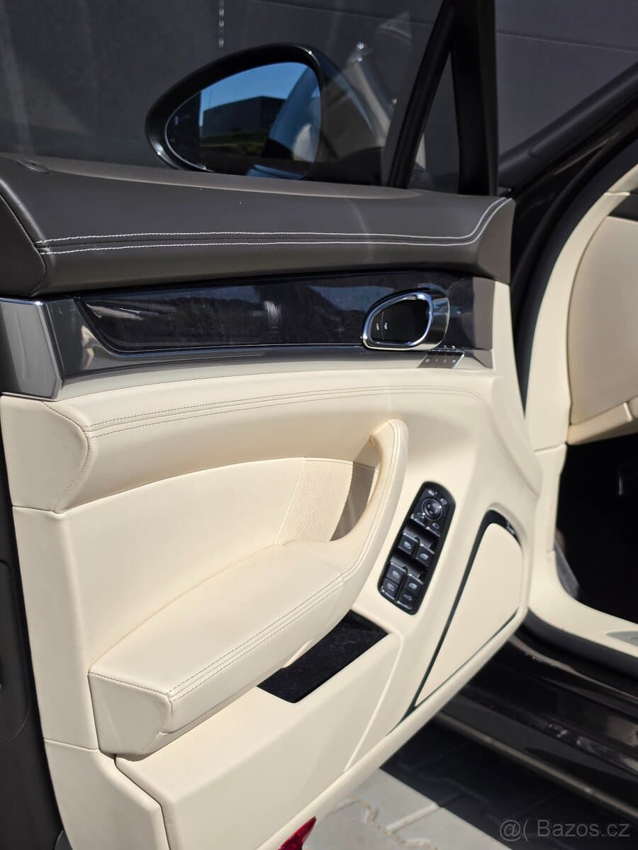 2014 Porsche PANAMERA - 15