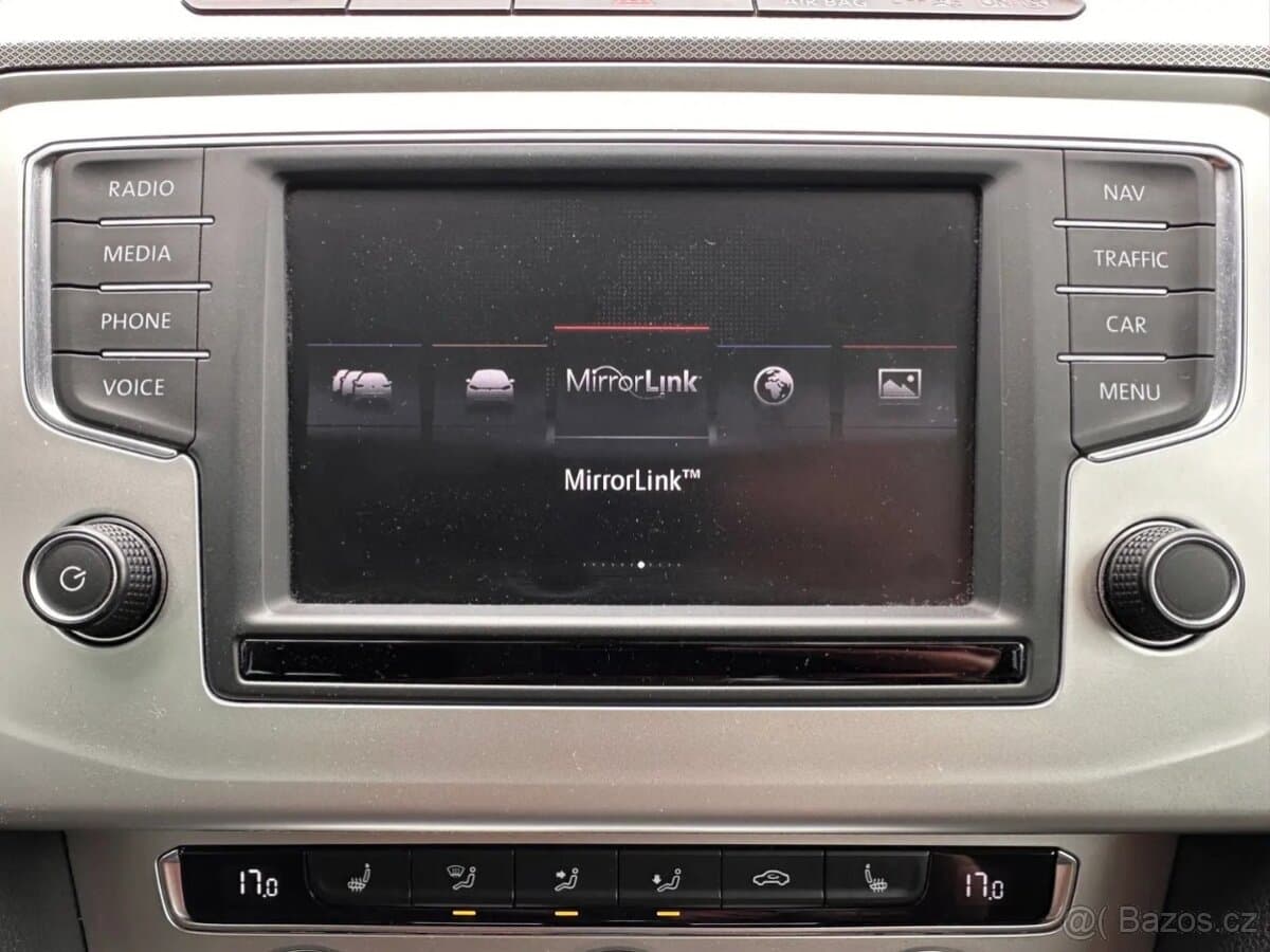 2015 Volkswagen PASSAT - 15
