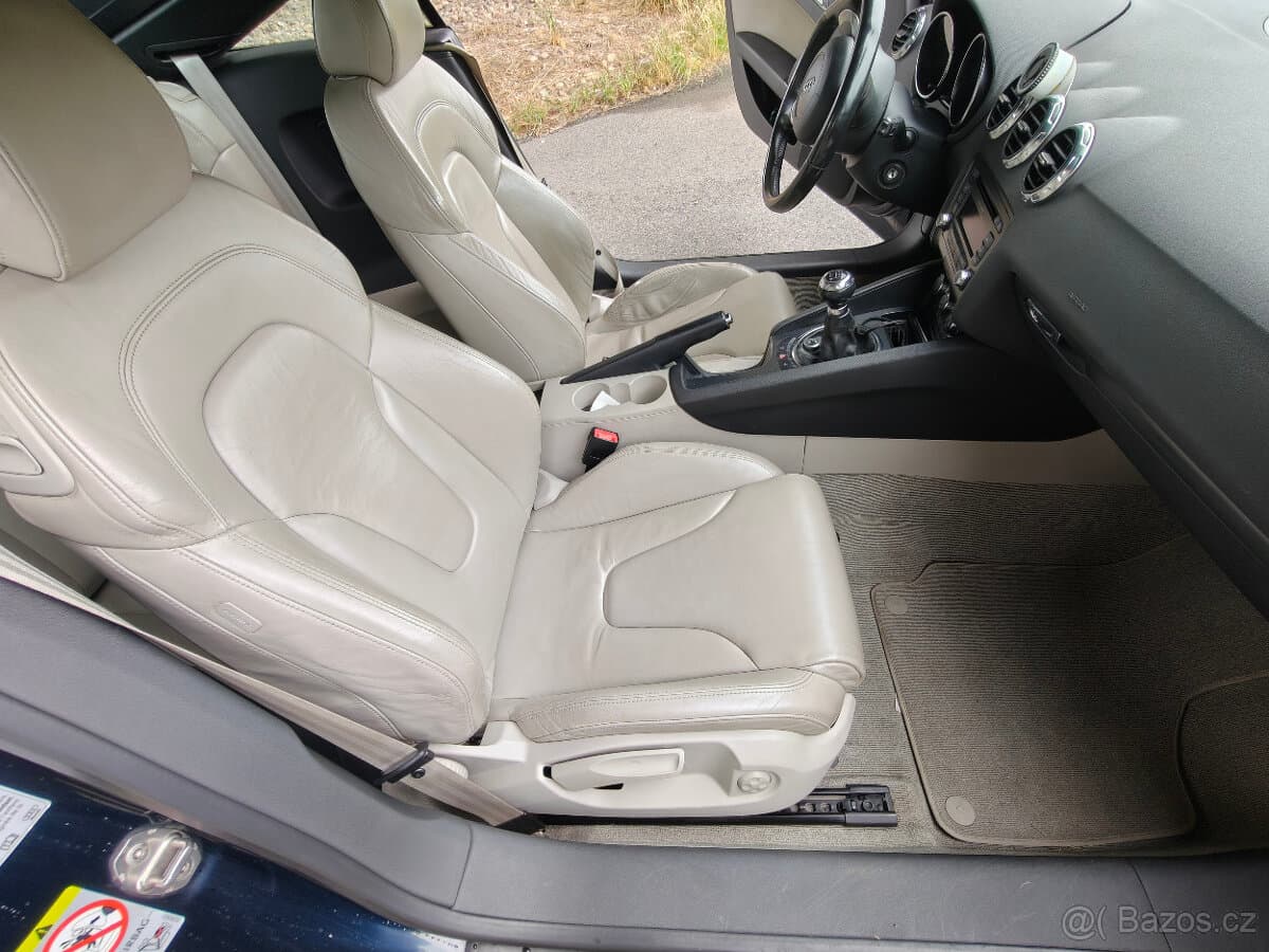 2006 Audi TT - 15