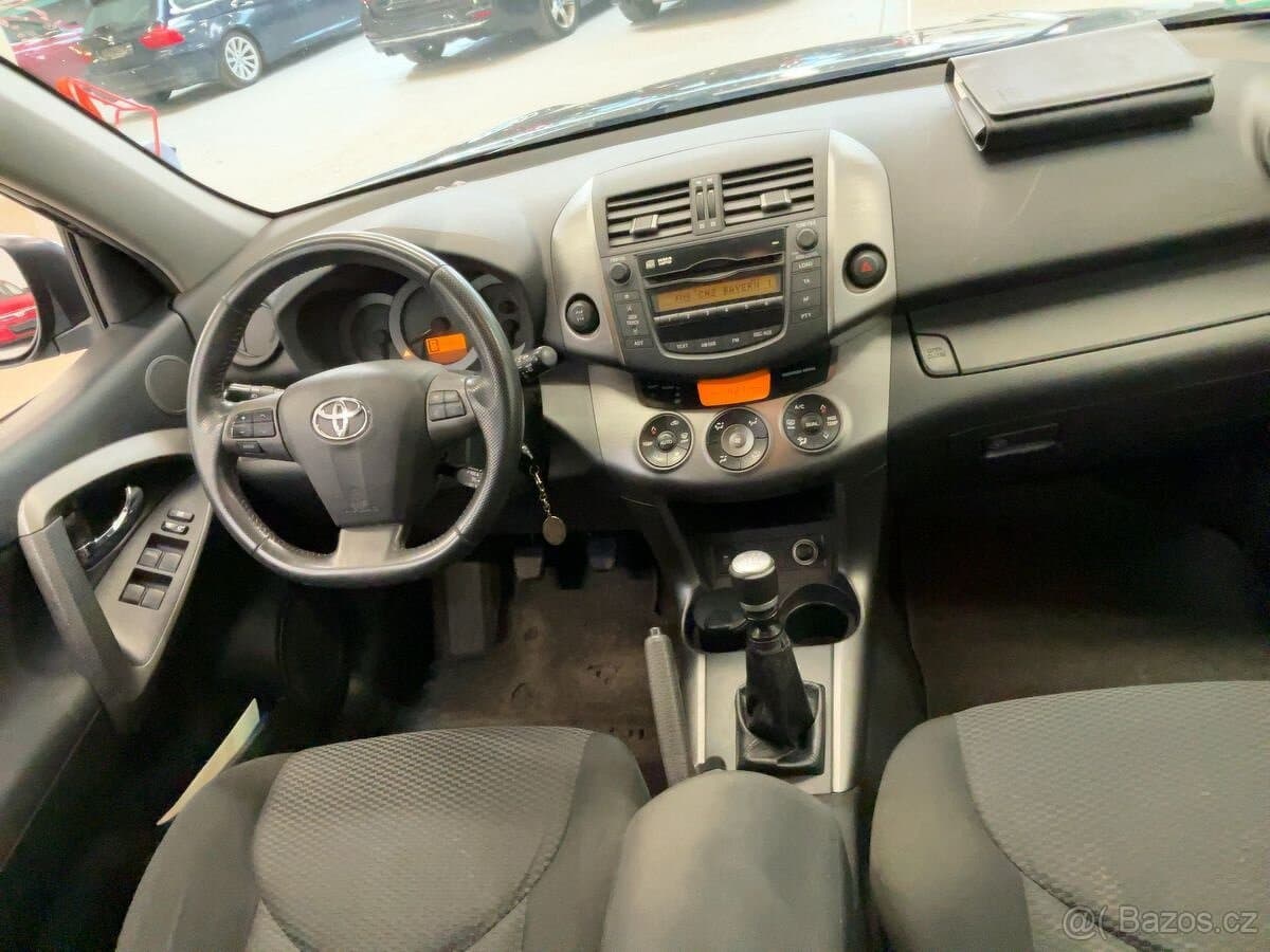 2011 Toyota OSTATNÍ - 15