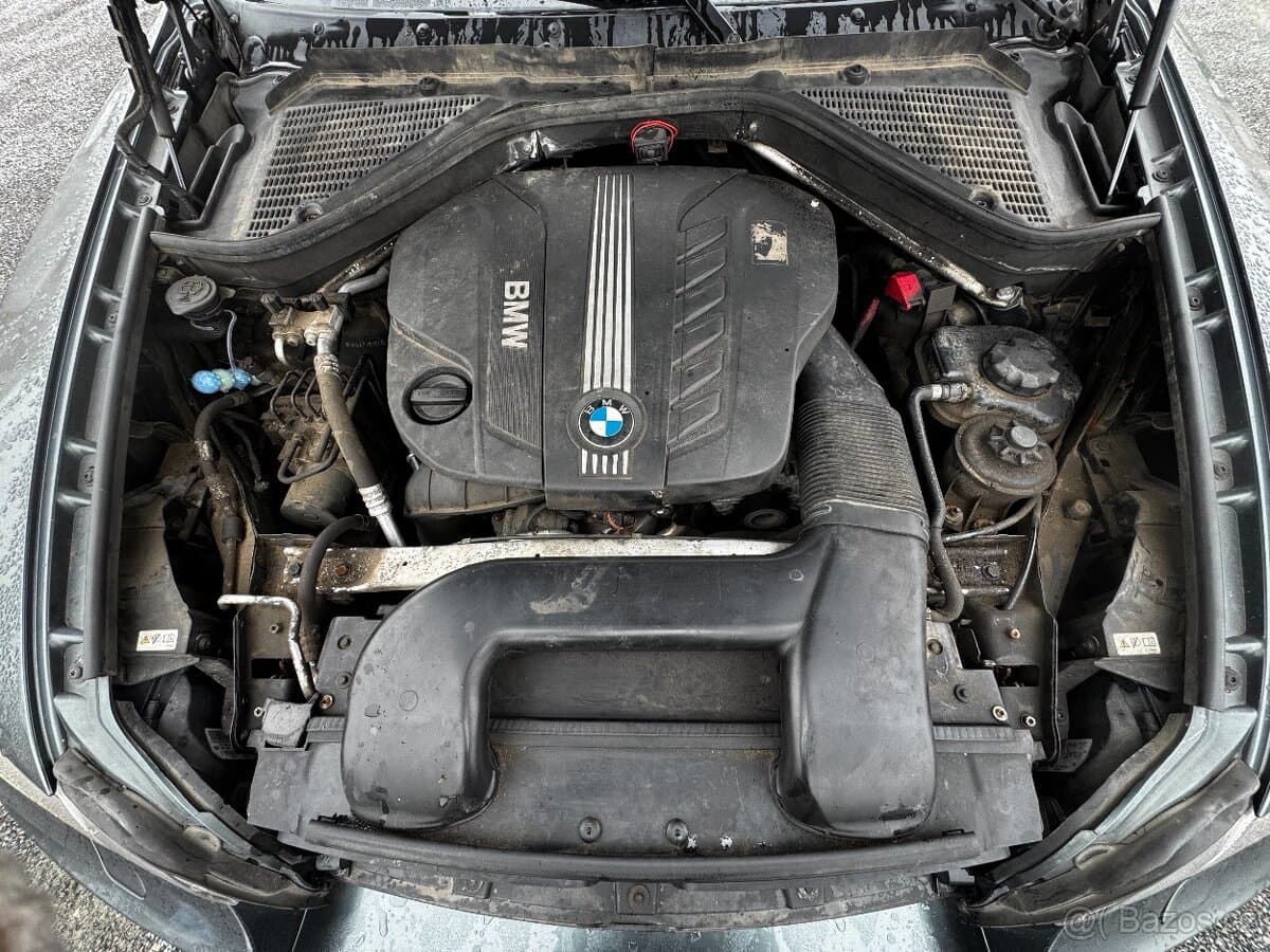 2011 BMW X6 - 15