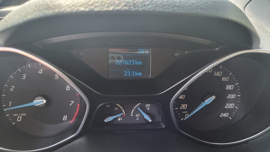 2011 Ford C-MAX - 15