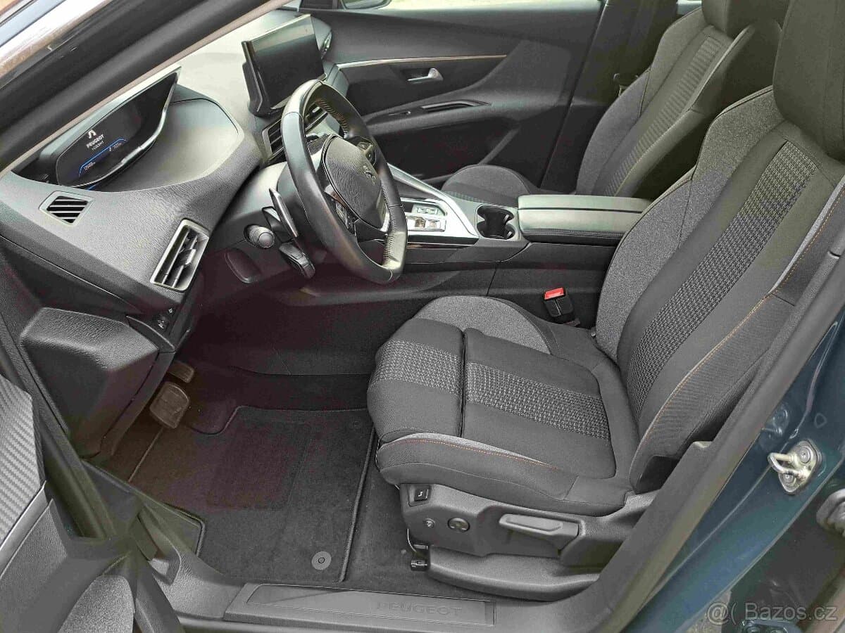 2021 Peugeot 5008 - 15