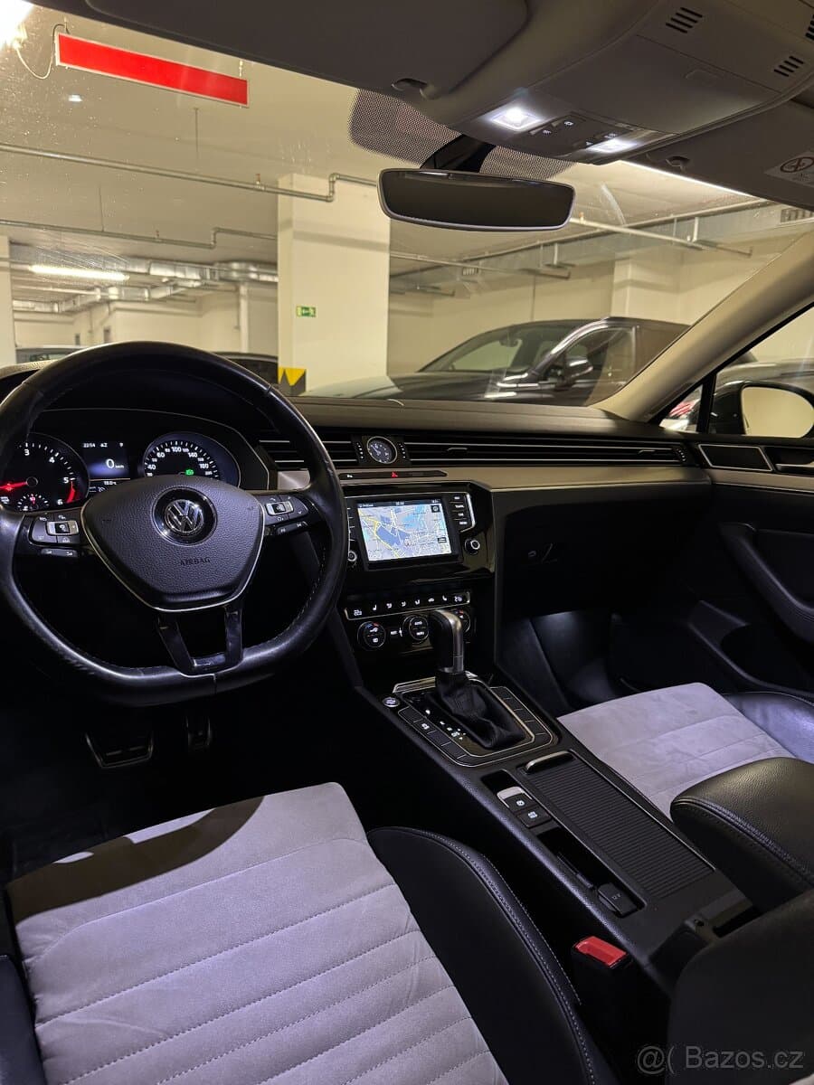 2016 Volkswagen PASSAT - 15