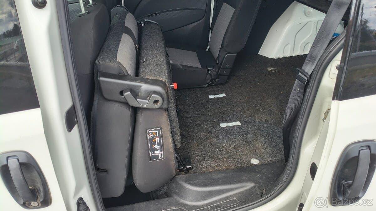 2015 Fiat DOBLO - 15
