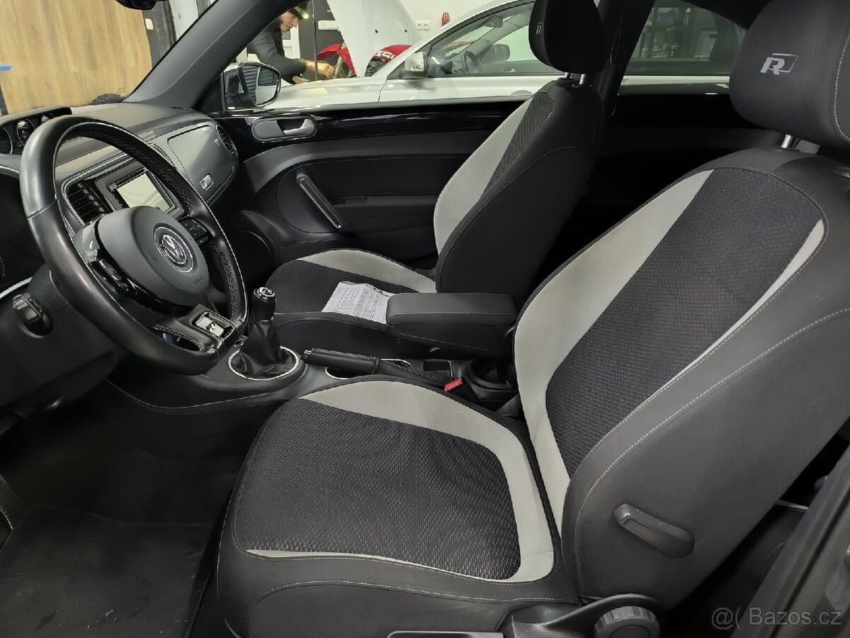 2016 Volkswagen BEETLE - 15