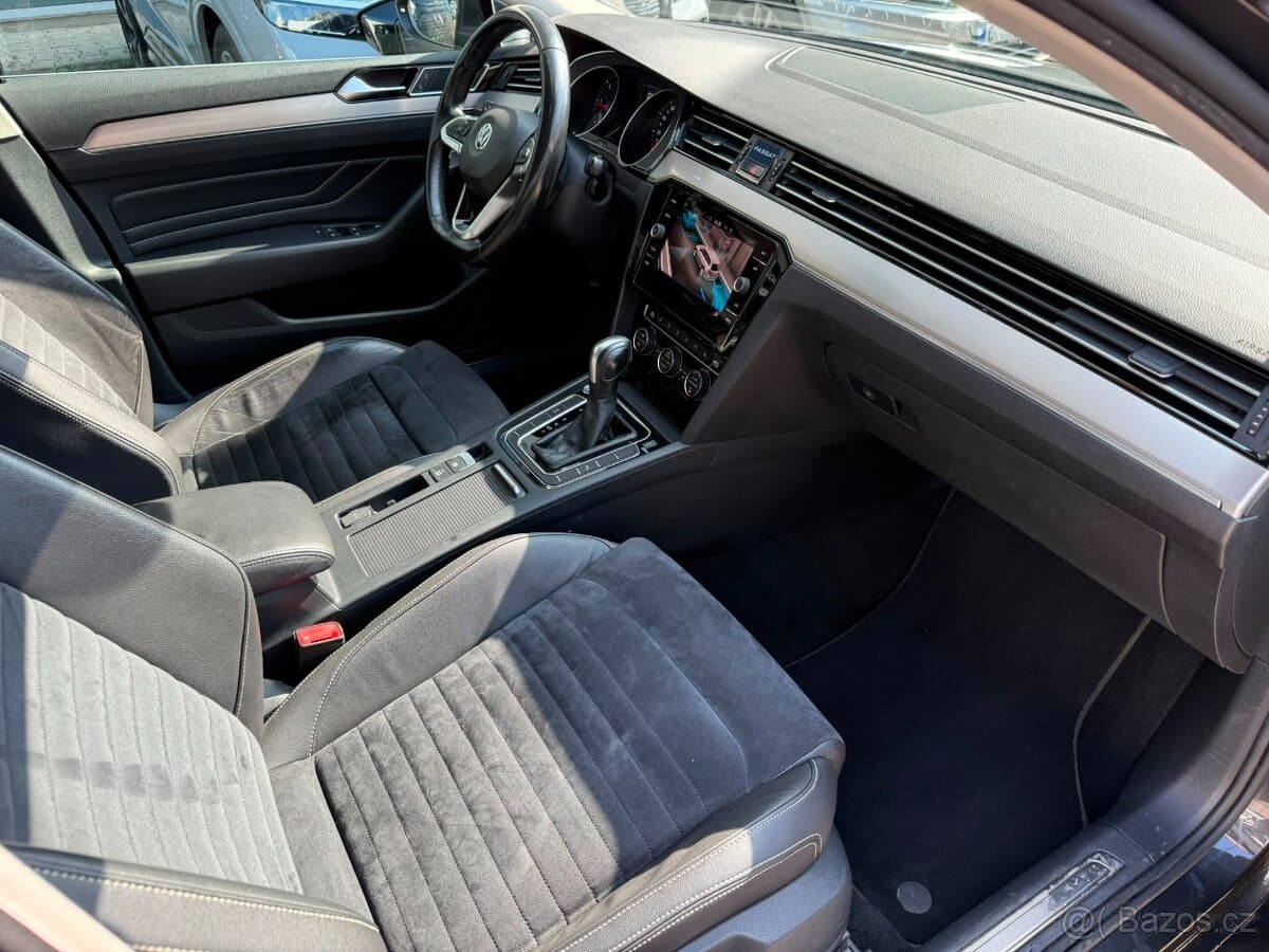 2020 Volkswagen PASSAT - 15