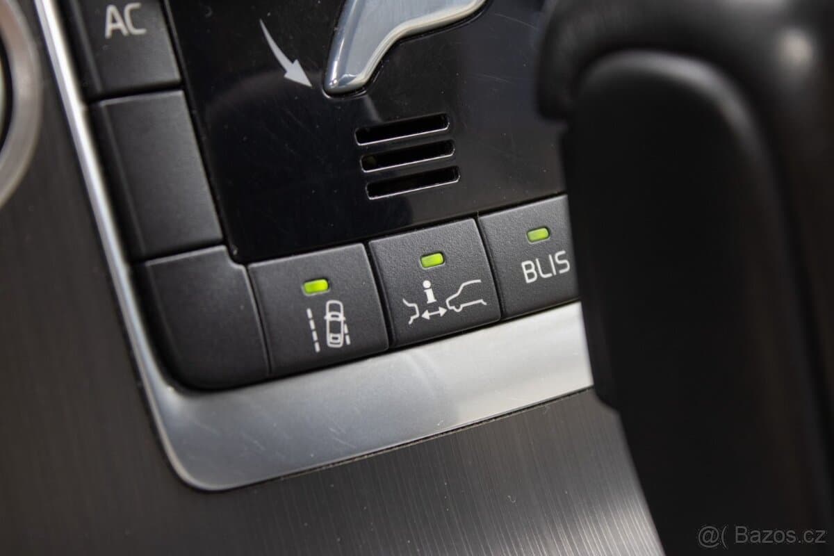 2011 Volvo S60 - 15