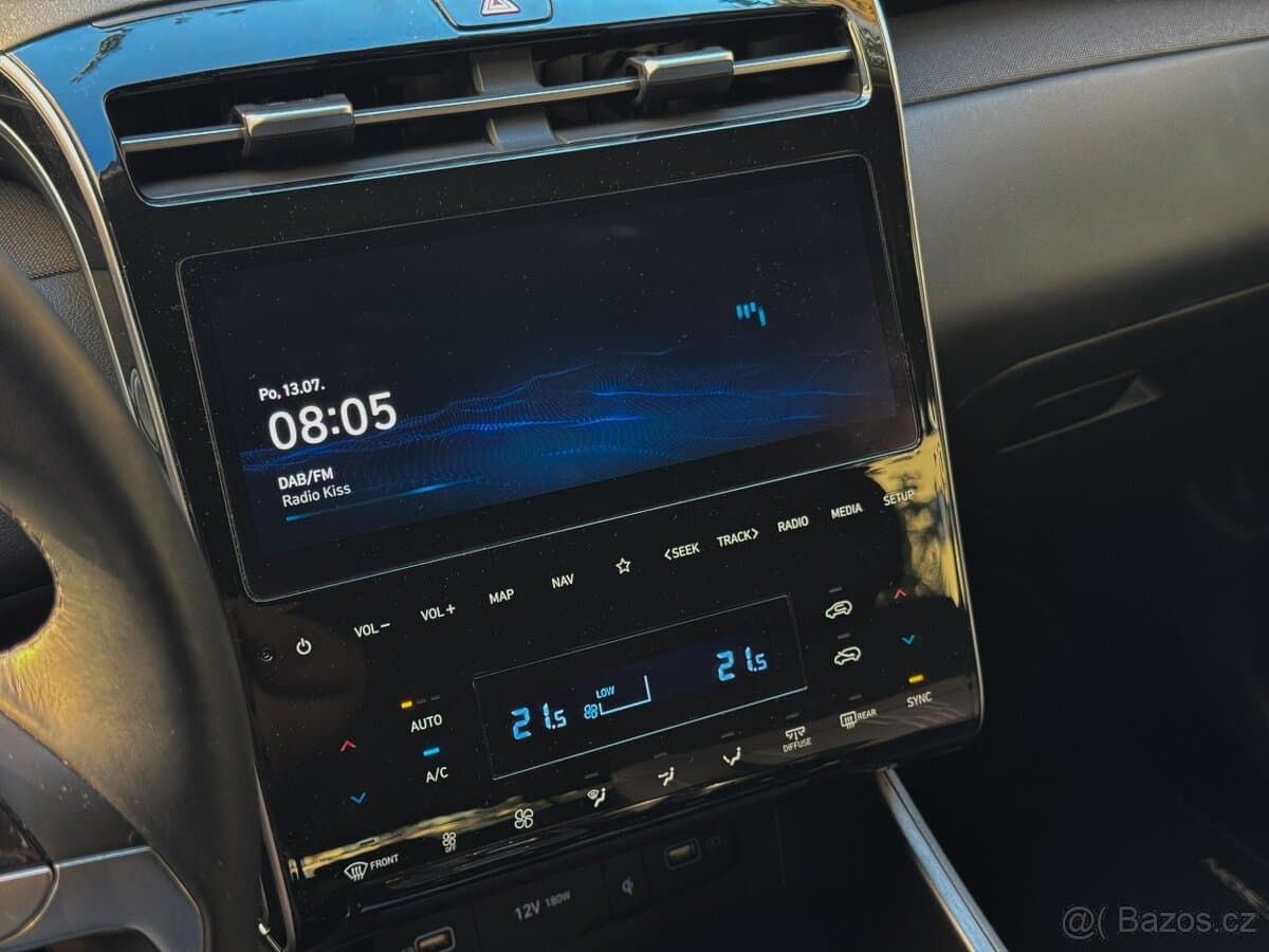 2022 Hyundai TUCSON - 15