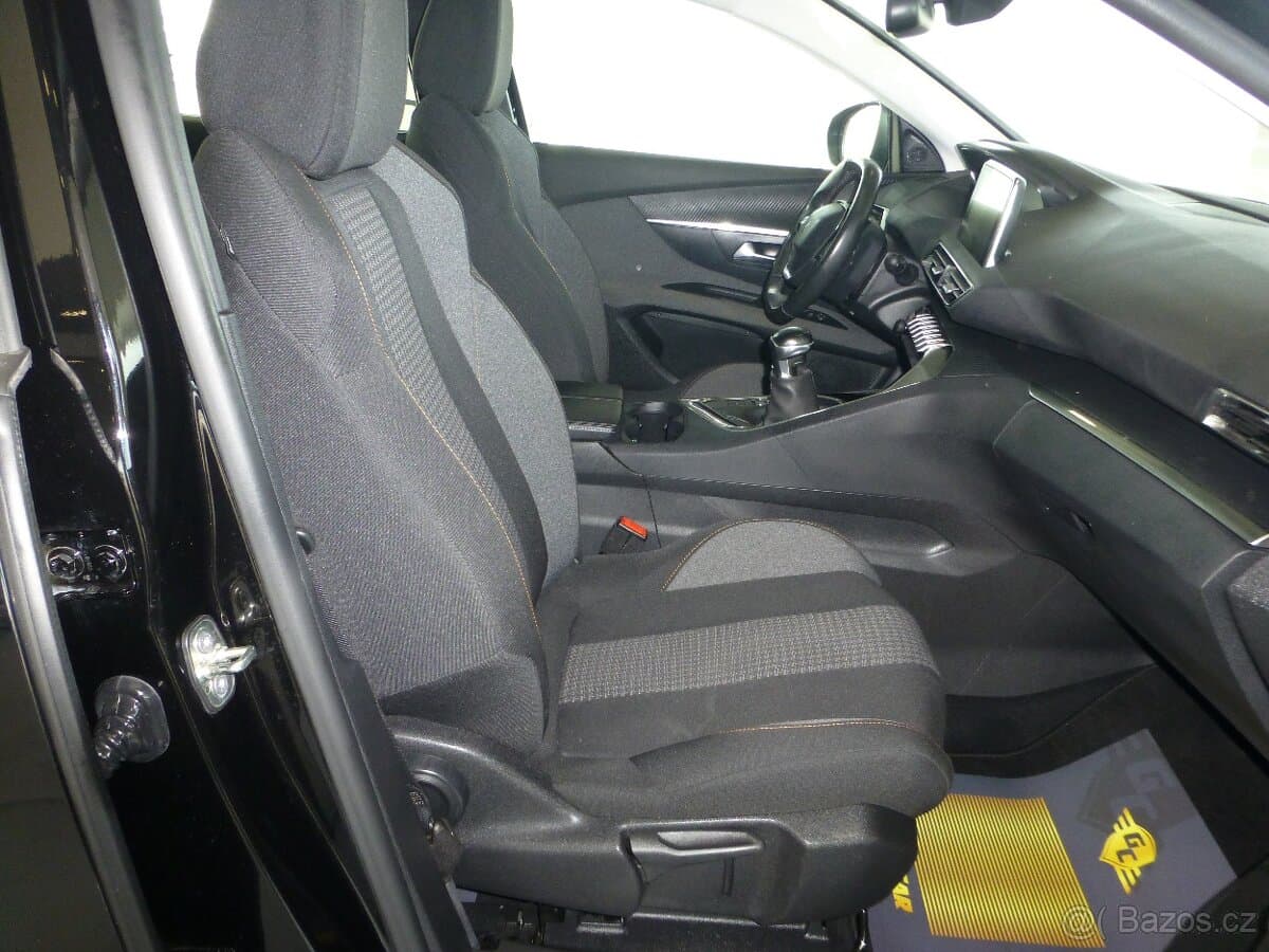 2022 Peugeot 5008 - 16