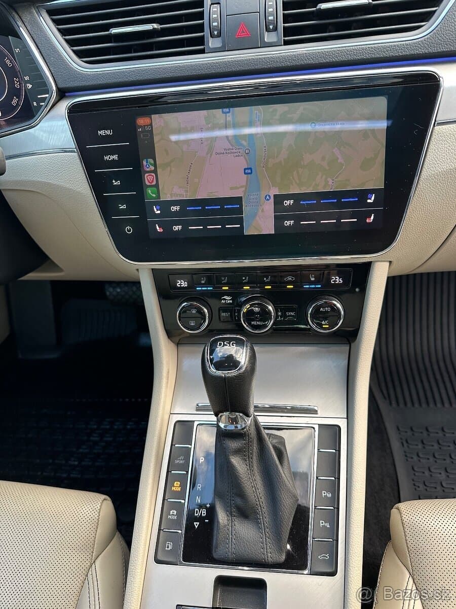 2020 Škoda SUPERB - 16