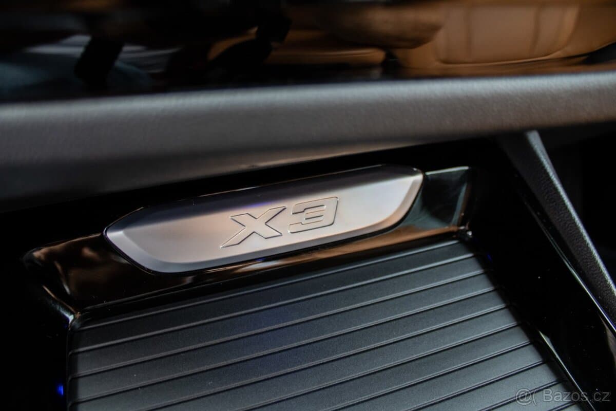 2022 BMW X3 - 16