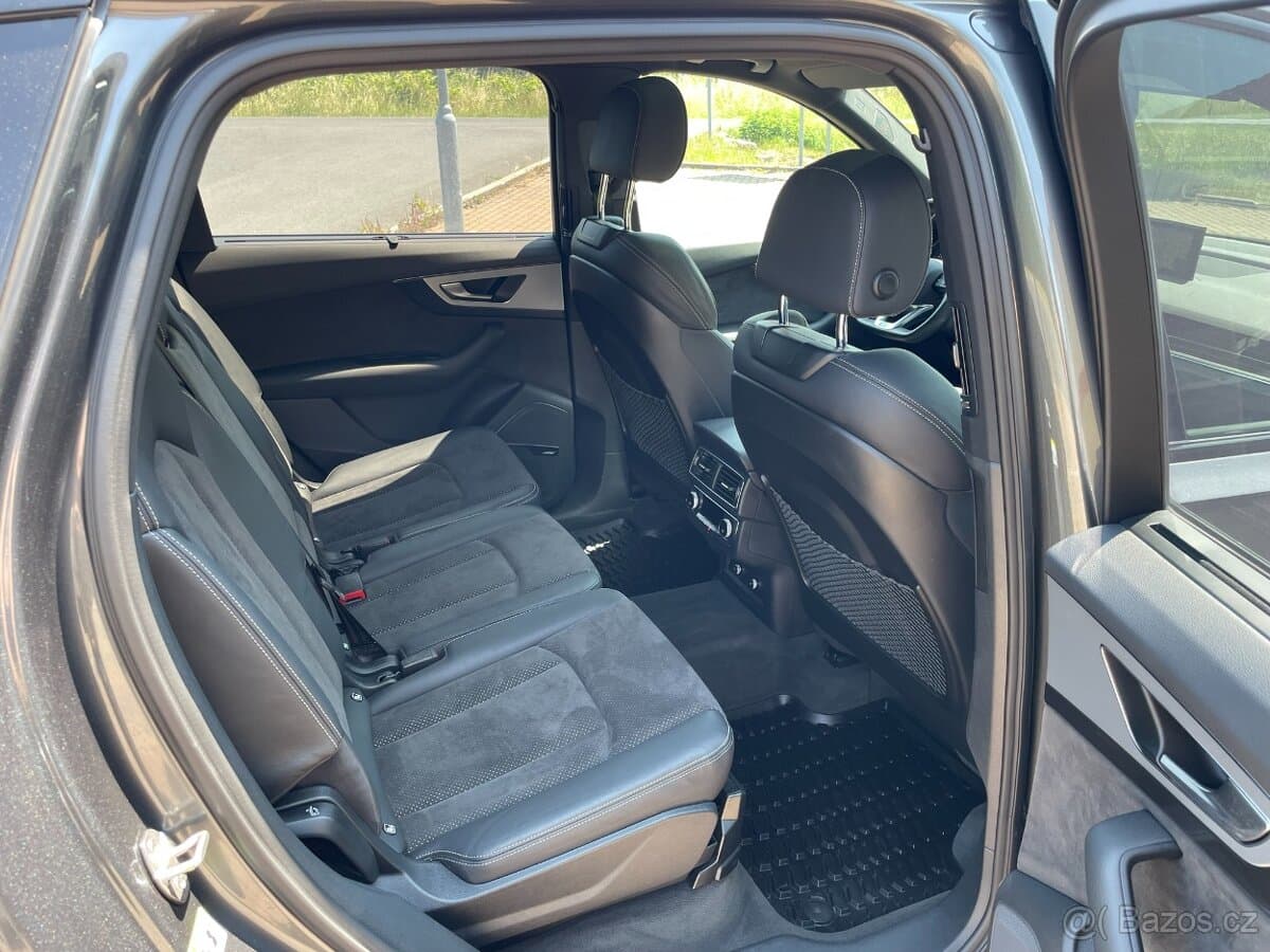 2019 Audi Q7 - 16