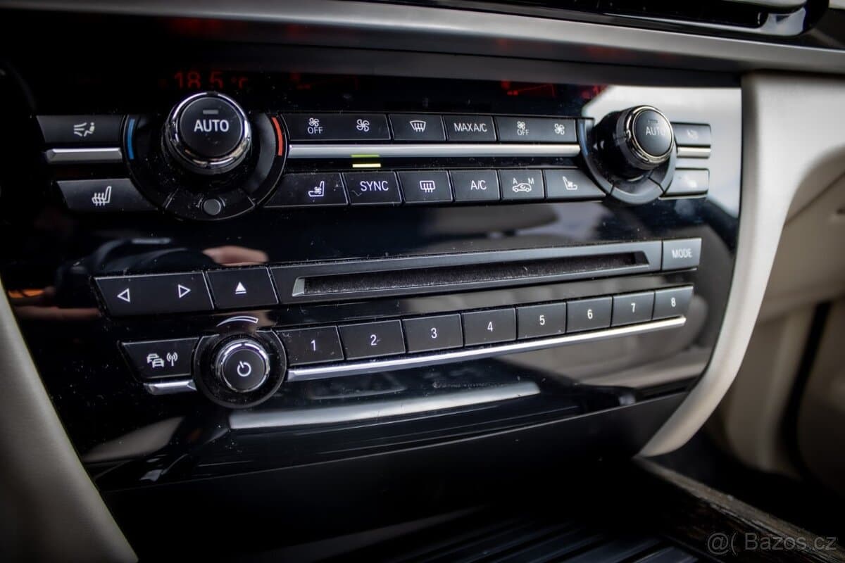 2014 BMW X5 - 16