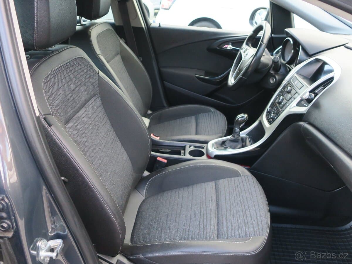 2016 Opel ASTRA - 16
