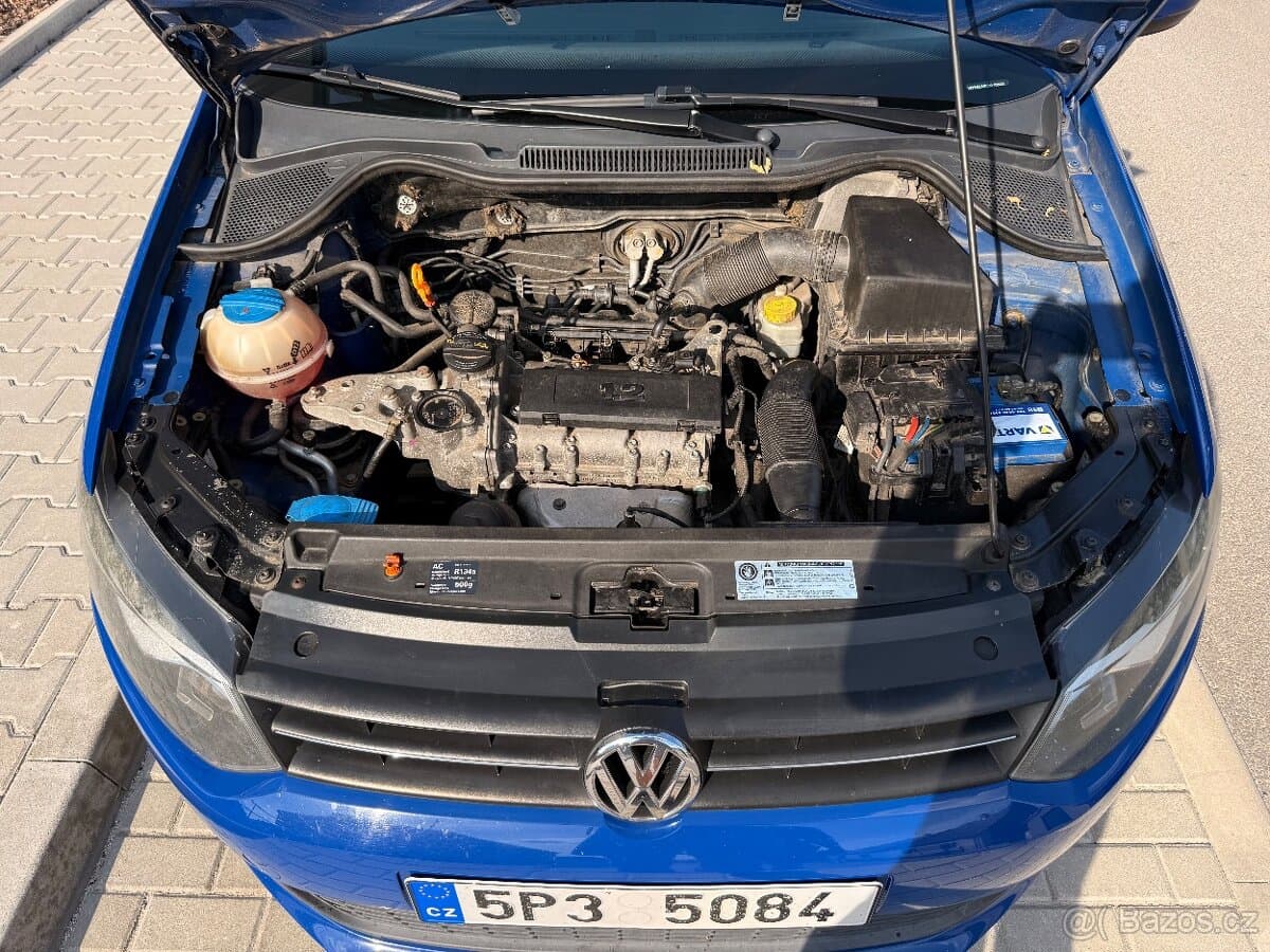 2011 Volkswagen POLO - 16