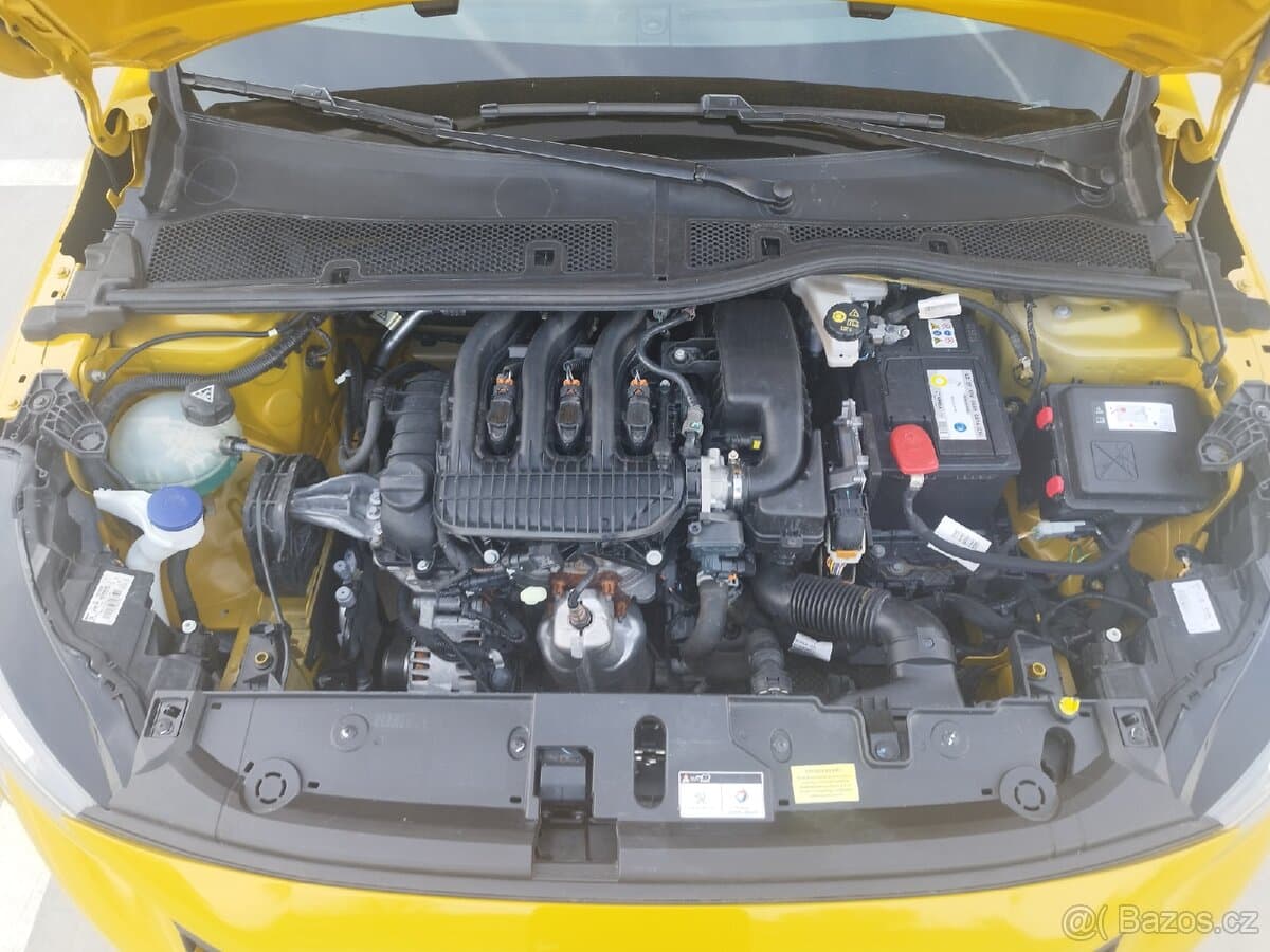 2021 Peugeot 208 - 16