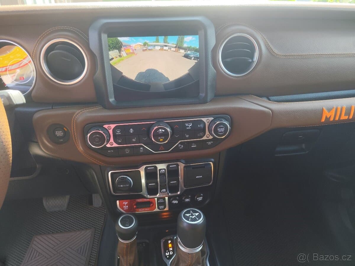 2022 Jeep WRANGLER - 16