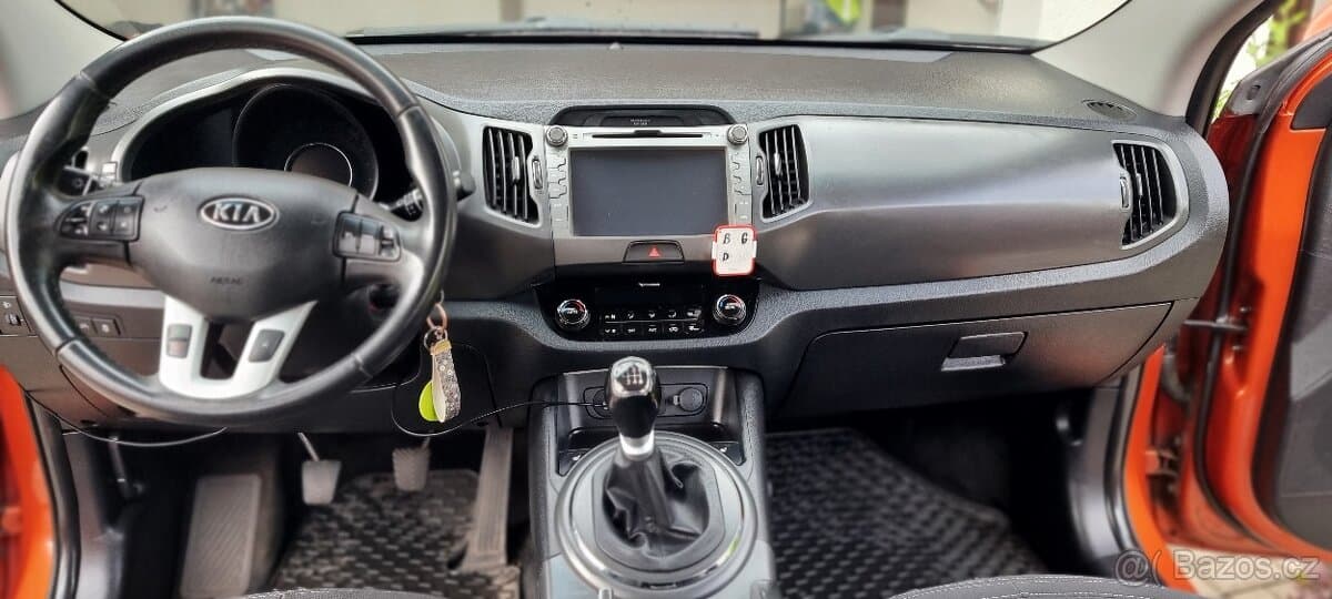 2011 Kia SPORTAGE - 16