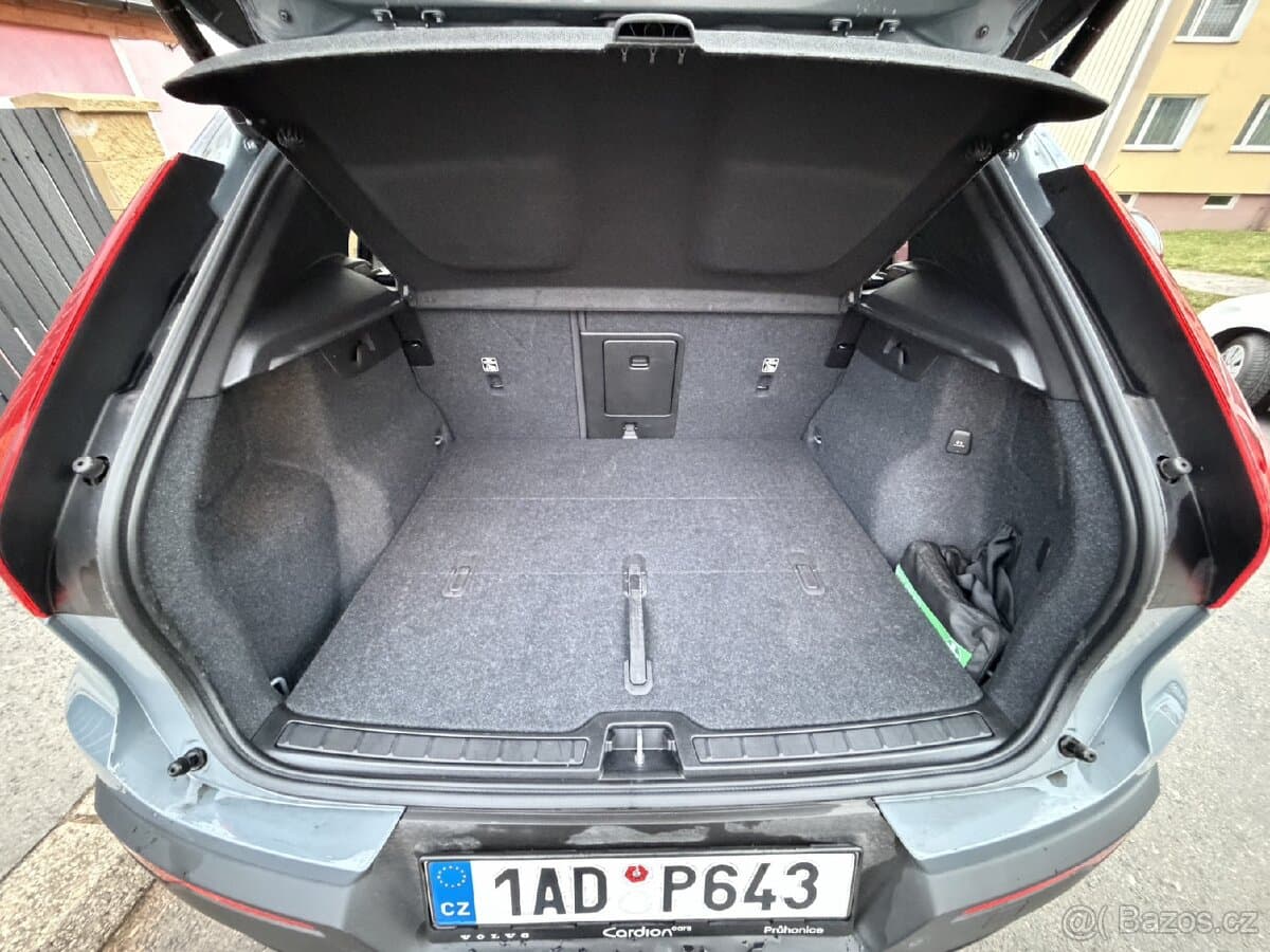 2023 Volvo C40 - 16
