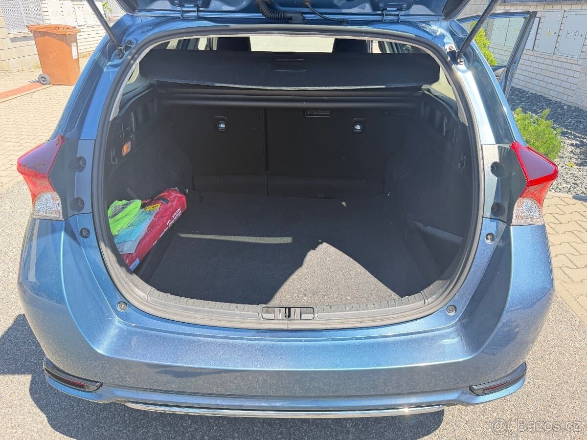2016 Toyota AURIS - 16