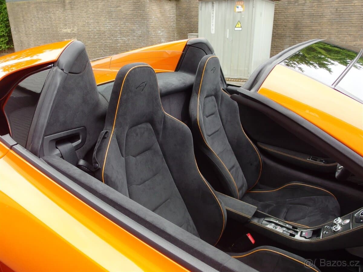 2014 McLaren 650S - 16