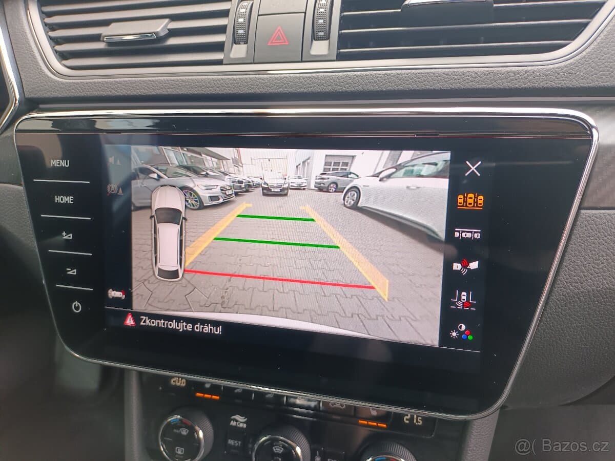 2022 Škoda SUPERB - 16
