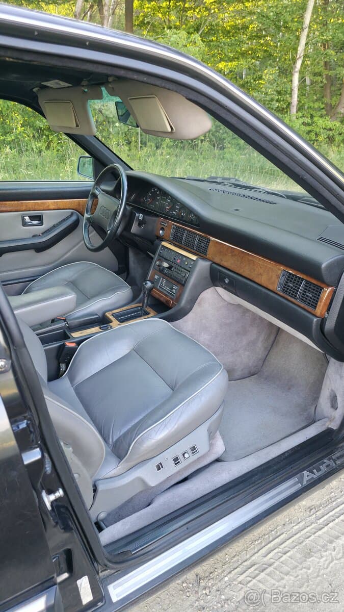 1993 Audi V8 - 16
