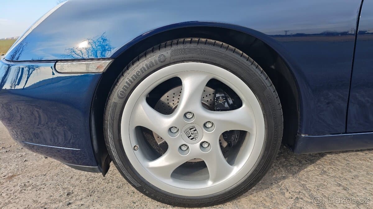 1998 Porsche 911 - 16