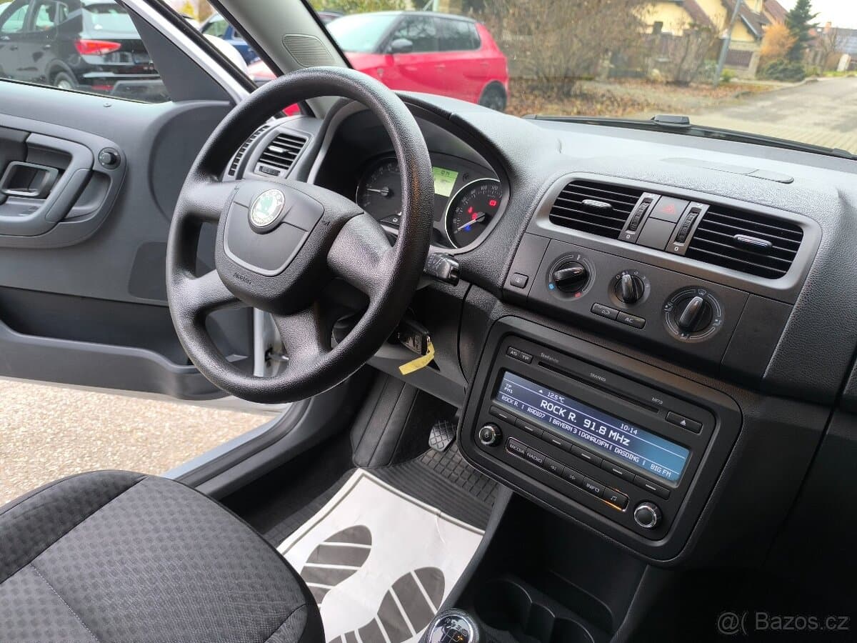 2011 Škoda ROOMSTER - 16