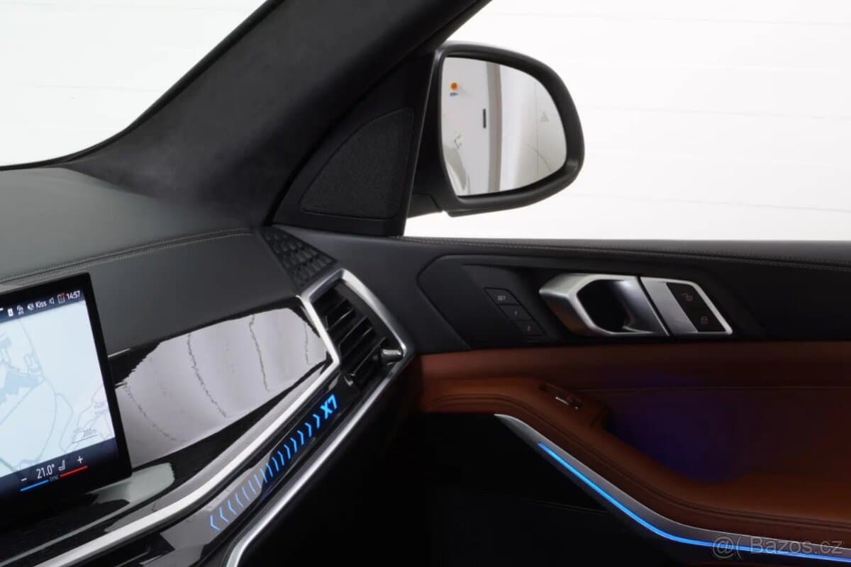 2024 BMW X7 - 16
