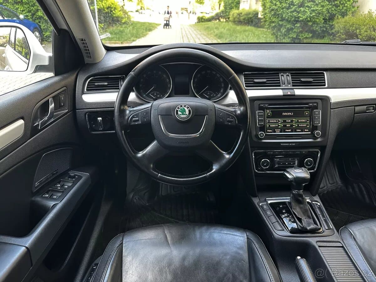 2010 Škoda SUPERB - 16